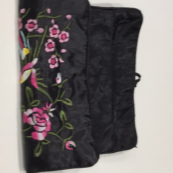 Silk Travel Jewelry Rolls (2 for $30) - Picture 3 of 6